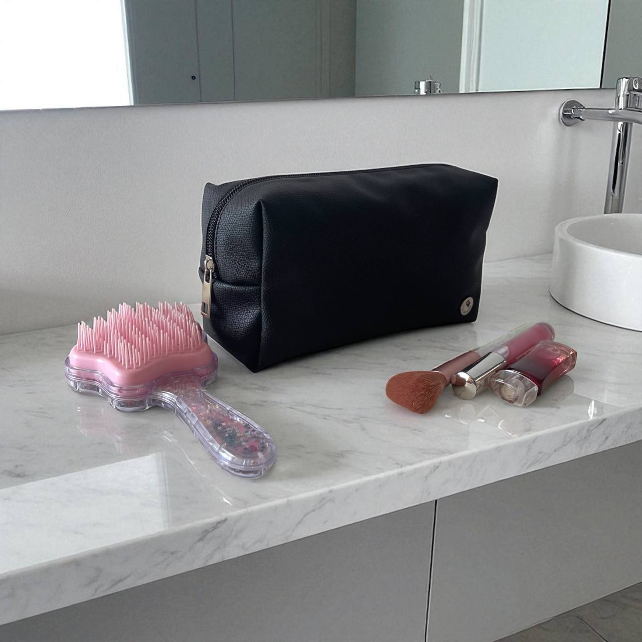 NEW COSMETIQUERA LIA